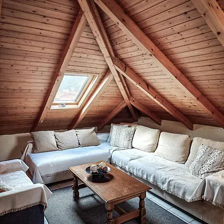 Apartment The Wooden Nest *