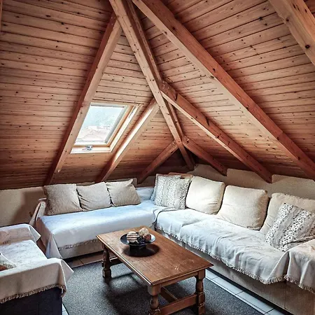 Lägenhet The Wooden Nest *